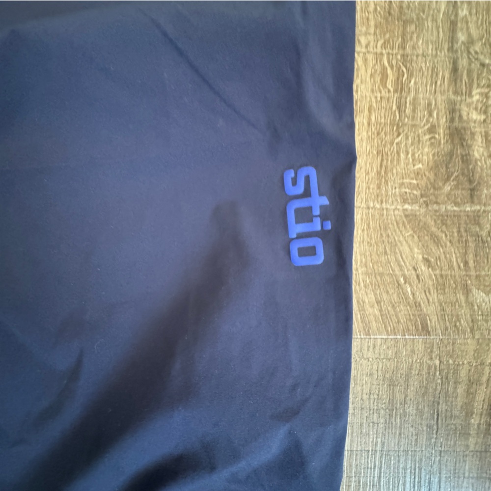 Stio Navy Blue Jogger Pants with Light Blue Drawstring - Picture 6 of 8
